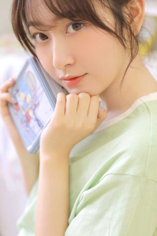 免费美女喂奶用